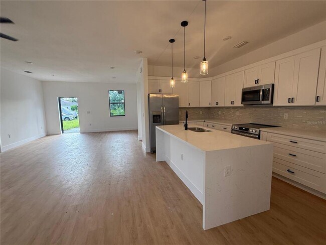 Foto del edificio - 5486 Riley Ln