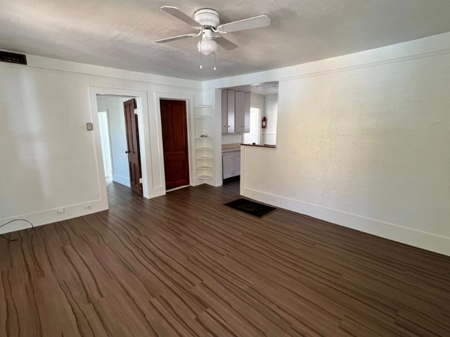 Photo - 9 1/2 Elk Path House