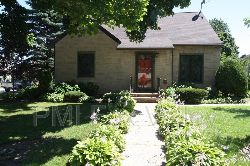 2020 N Drew St, Appleton, WI 54911 House Rental in Appleton, WI