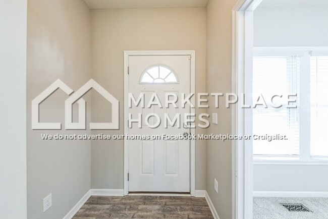 Building Photo - 10056 Meadowvista Ct