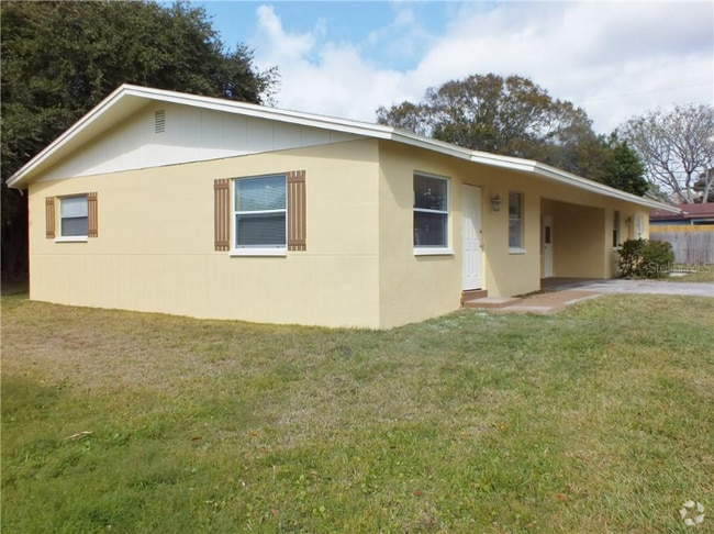 Building Photo - 3447 Dahlia Pl