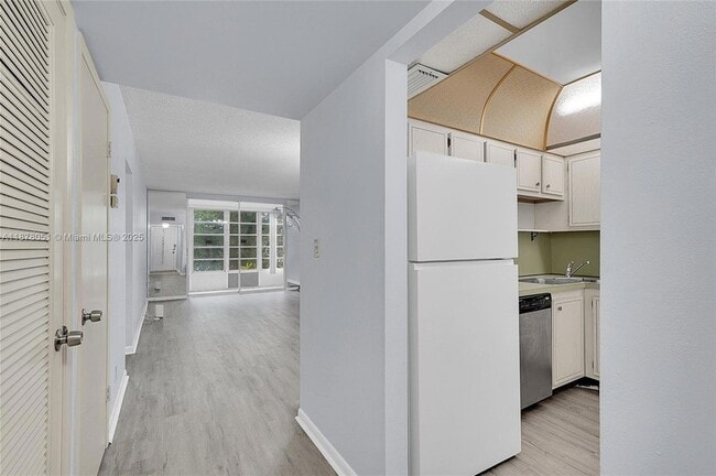 Photo - 5320 NW 11th St Apartment