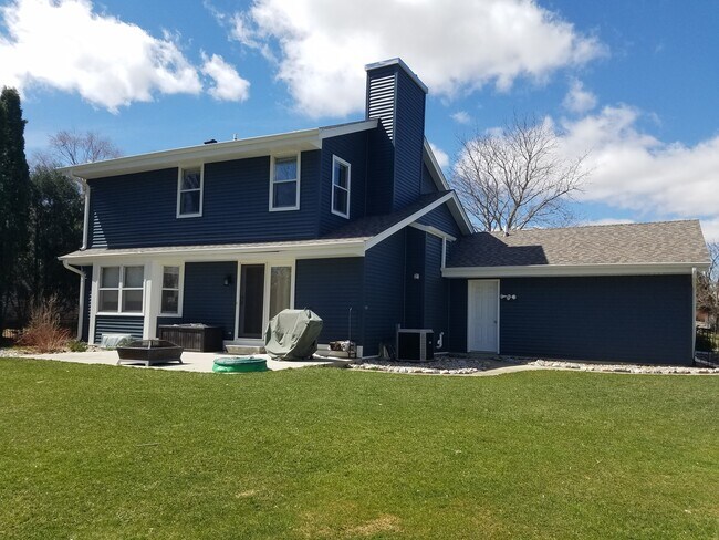 Building Photo - 3988 Elaines Way