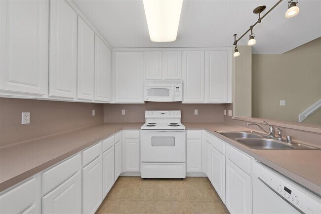 Building Photo - 171 Binnacle Ct
