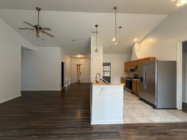 Foto del edificio - 2501 Burkholder Rd