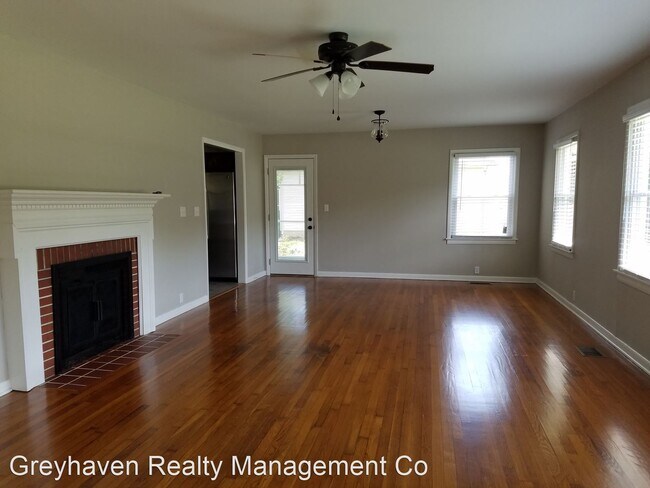 Foto del edificio - 3 br, 2 bath House - 1439 Jenkins Rd.