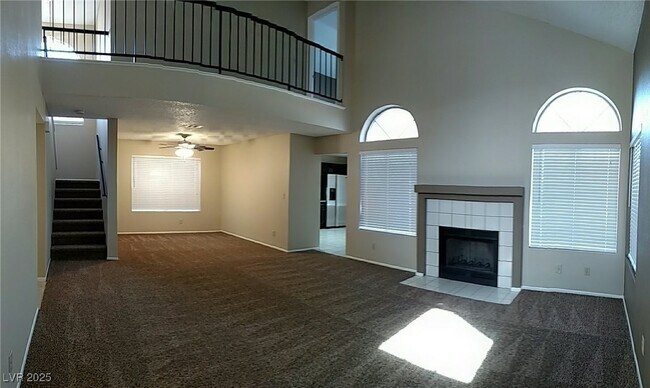 Foto del edificio - 111 Quiet Desert Ln