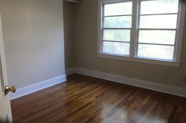 Building Photo - 309 S Carroll St