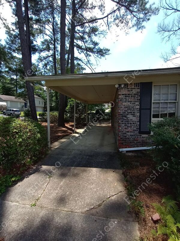 Building Photo - 1089 Sherbrooke Cir