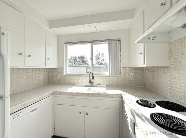 Foto del edificio - 4265 Colfax Ave