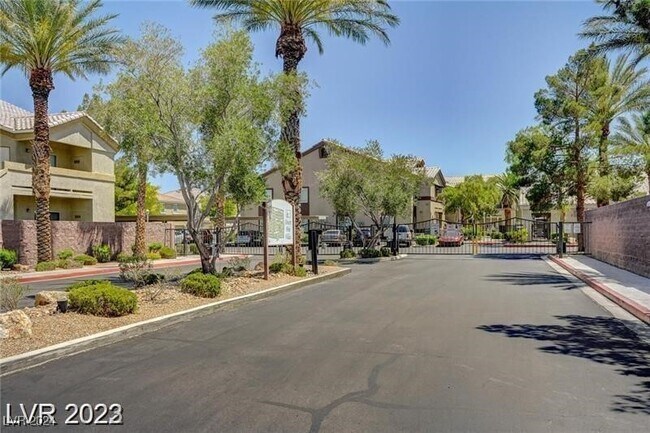 Foto del edificio - 3925 Prescott Pines St
