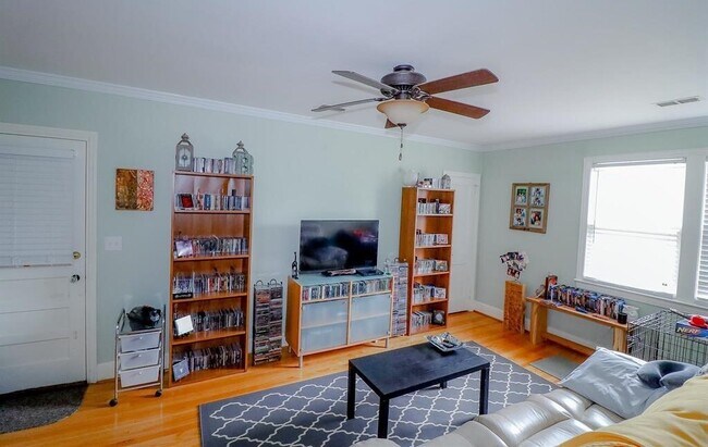 Foto del edificio - 3425 River Dr