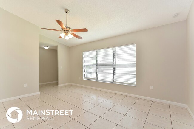 Foto del edificio - 1679 April Ave