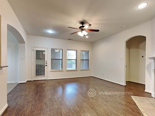 Building Photo - 101 Brook Hollow Ln