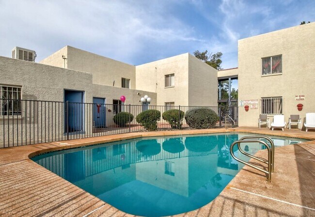 Foto del edificio - Carole Arms Apartments