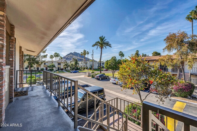 Foto del edificio - 4701 N 68th St