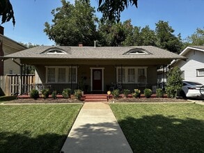 Building Photo - 2037 NW 18th St