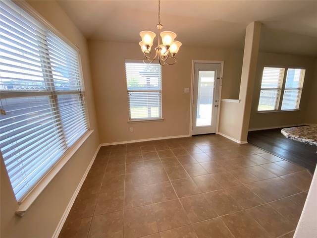 Building Photo - 848 Lake Forest Trl
