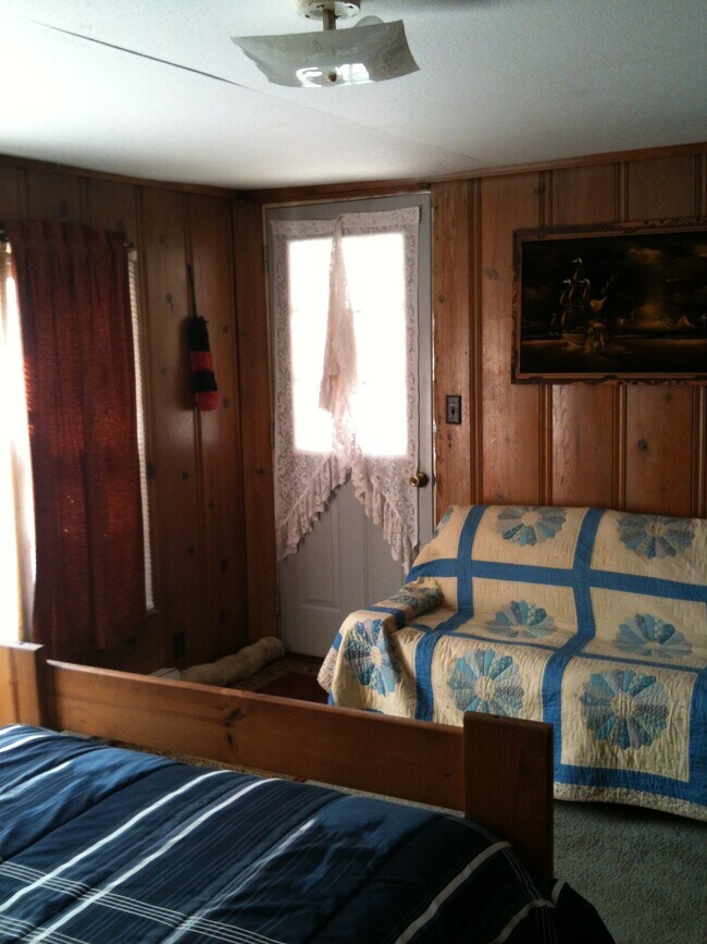 unidad1 c - 2319 S 18th St