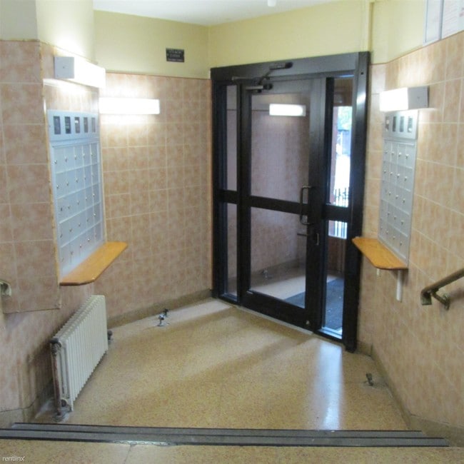 2 br, 1 bath - 1718 Purdy St - 2 br, 1 bath  - 1718 Purdy St