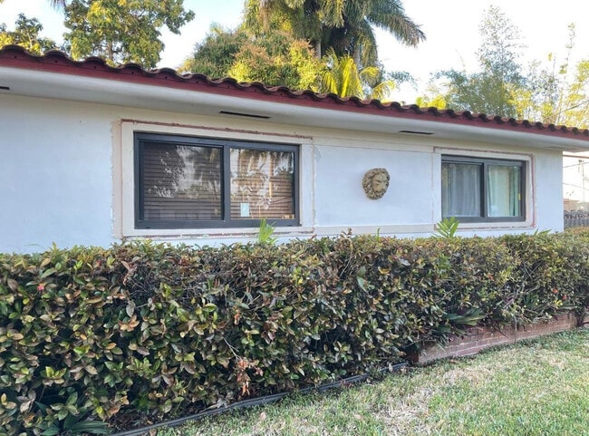 Foto del edificio - 475 NE 113th St