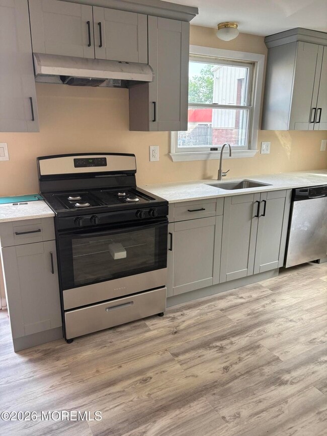 Building Photo - 273-275-275 Main St