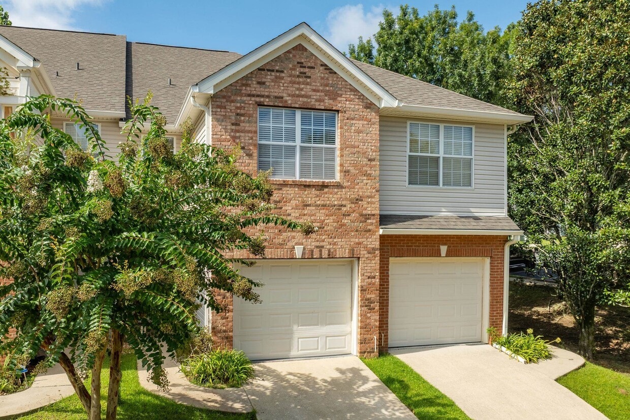 Foto principal - 1320 Hendrix Rd