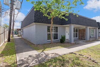Building Photo - 2683 Gessner Rd