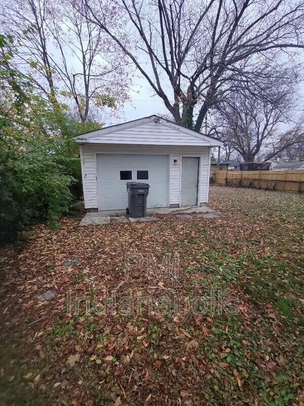 Building Photo - 3618 N Drexel Ave