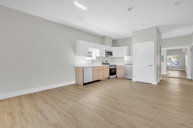 Building Photo - 3000 T St