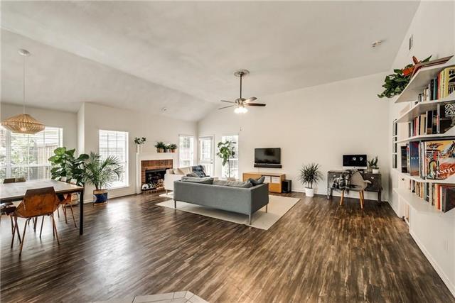 Foto del edificio - 4708 Justin Dr