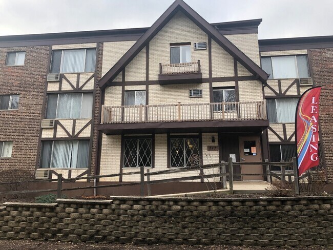 Autumnwood Apartments Woodstock Il Apartments Com