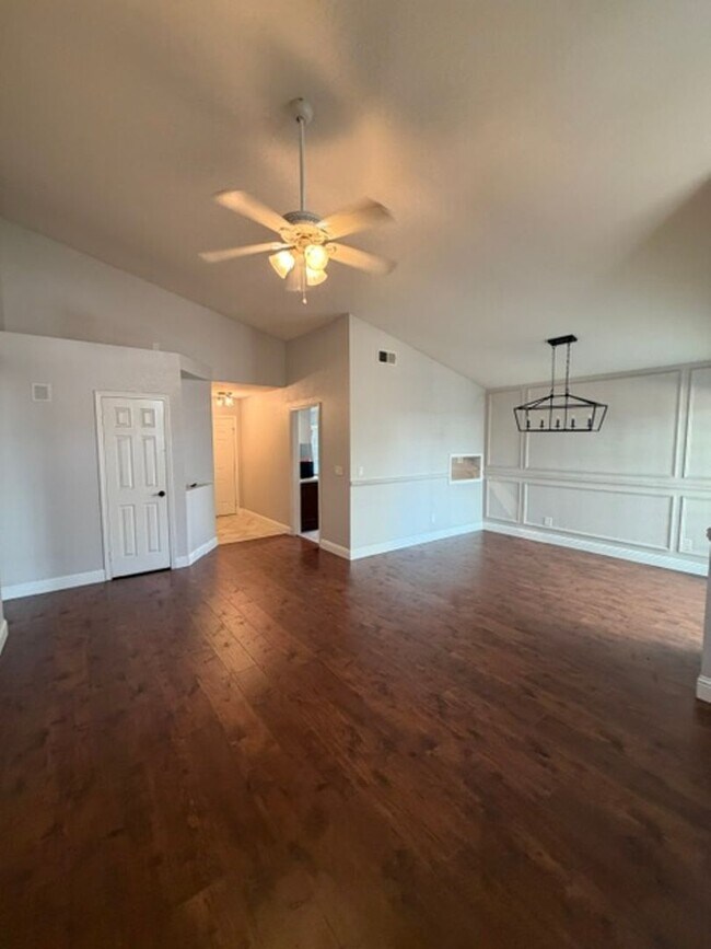 Building Photo - 5211 Moonlight Way