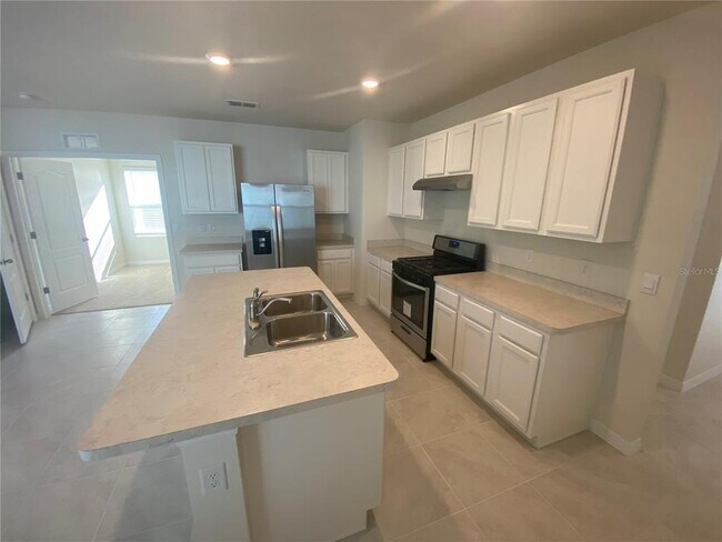 Building Photo - 30360 Armenia Rd