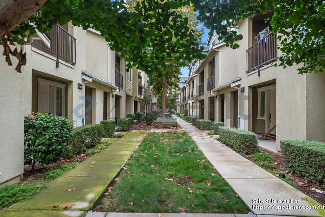 Foto del edificio - 1457 Coyote Creek Way