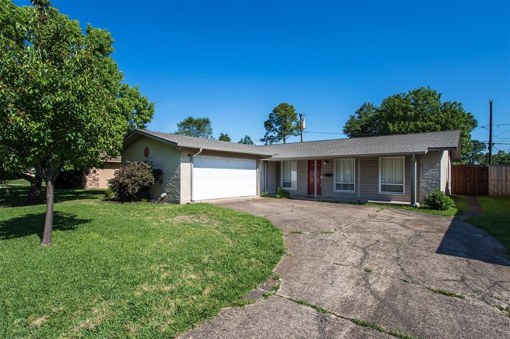 Primary Photo - 3211 High Vista Dr
