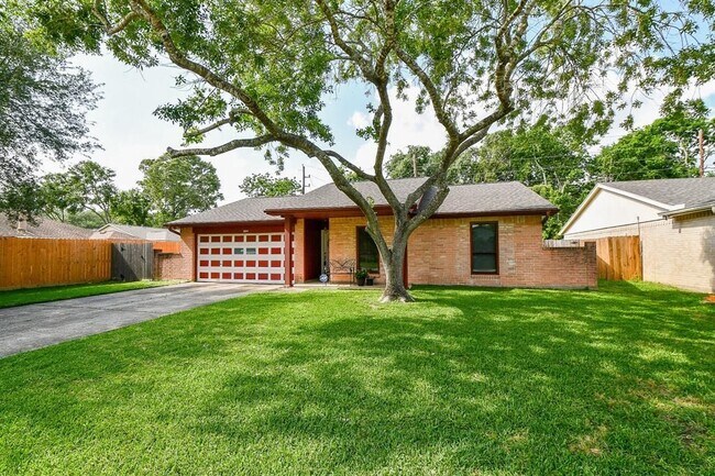 Foto del edificio - 2614 Cobble Ridge Dr
