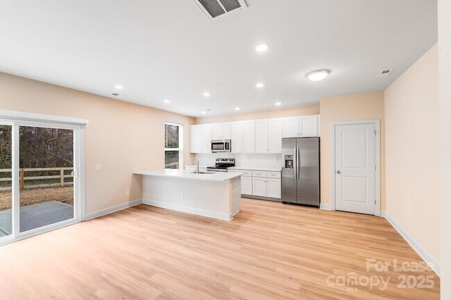 Foto del edificio - 645 Brookwood St