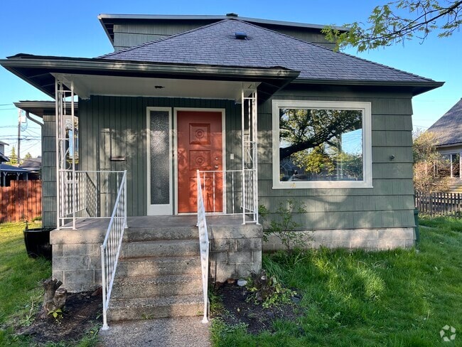 Building Photo - 1609 McDougall Ave
