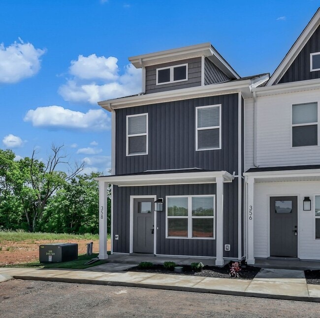 Building Photo - 358 Front Rdg Cir