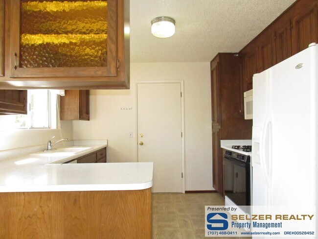 Foto del edificio - Comfortable 3 bd. home at the base of the ...