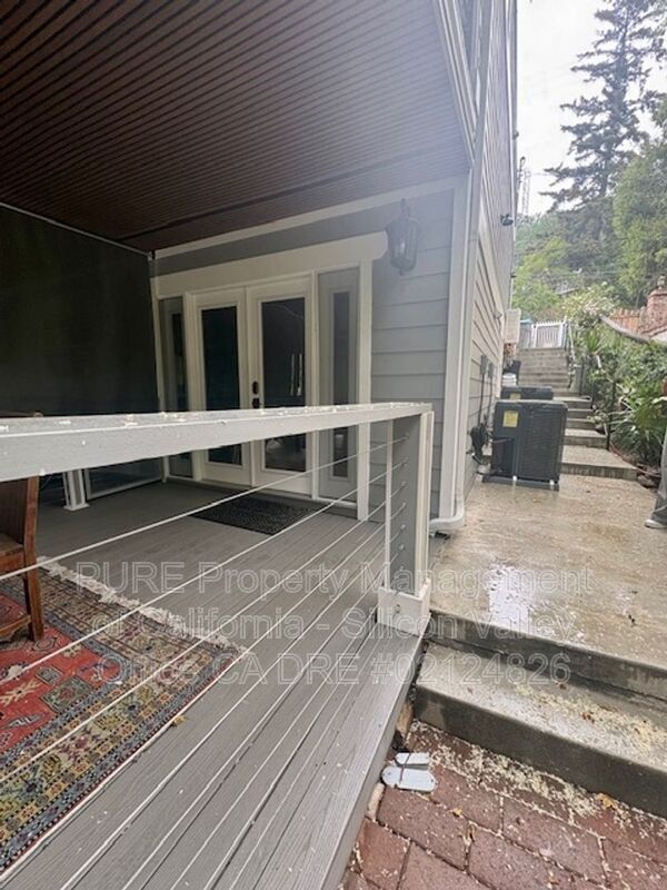 Foto del edificio - 21518 Almaden Rd