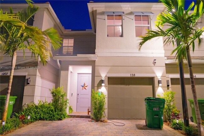 Foto del edificio - 138 SW 171st Terrace