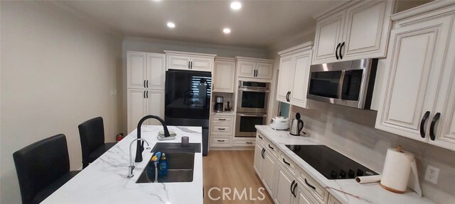 Foto del edificio - 214 Magnolia Ave