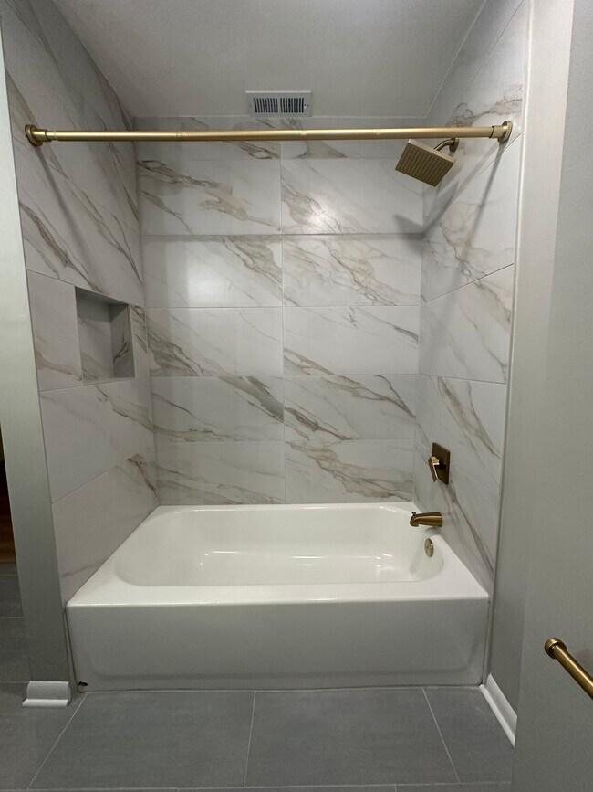 Foto del edificio - 5155 N 28th St