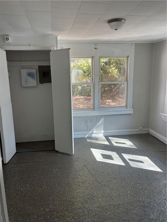 Foto del edificio - 2850 Edgewood St