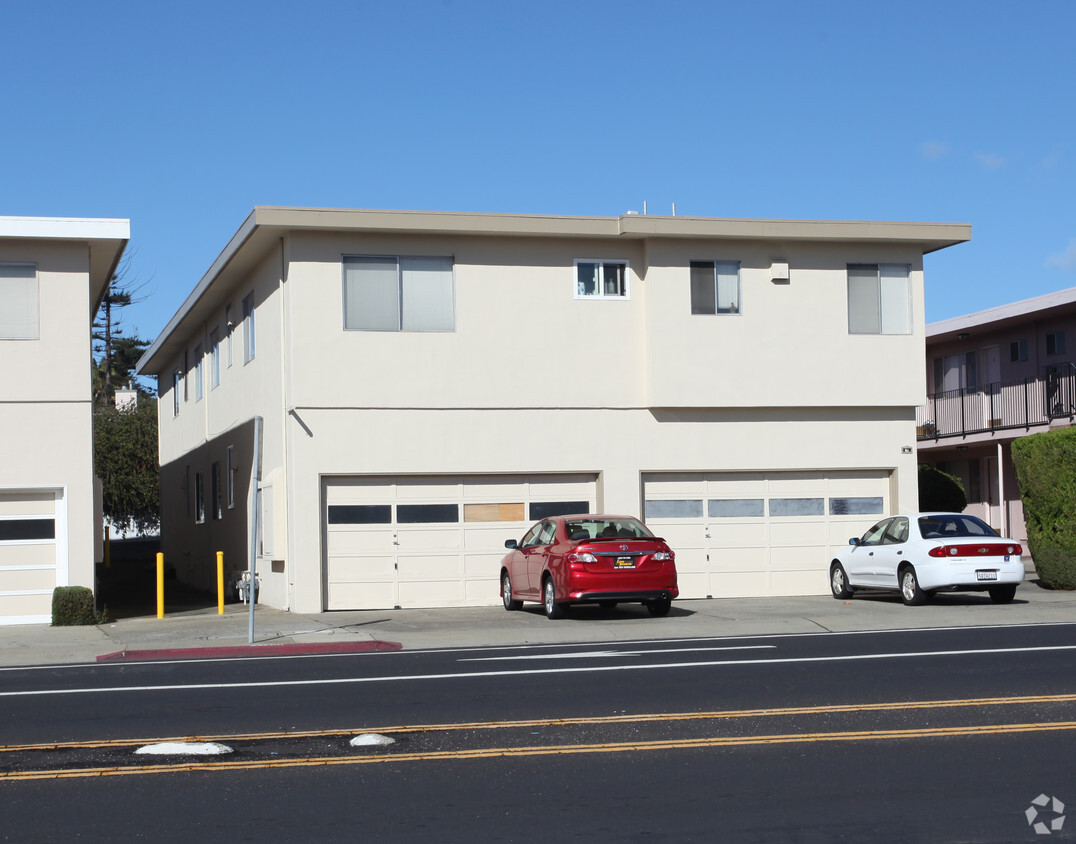 Building Photo - 82 Arroyo Dr