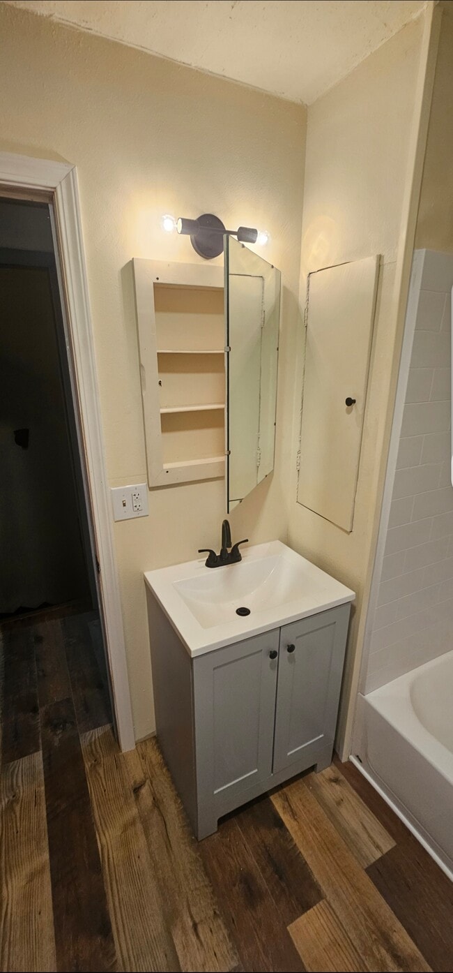 Foto del edificio - 1548 NW Eden St