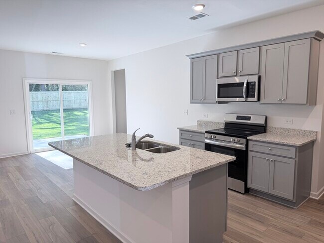 Foto del edificio - 522 Red Dragon Dr