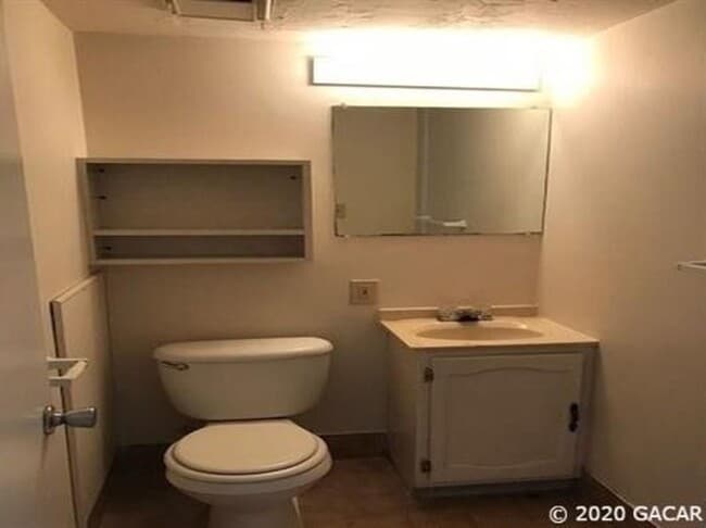 Photo - 914 SW 8th Ave Apartment